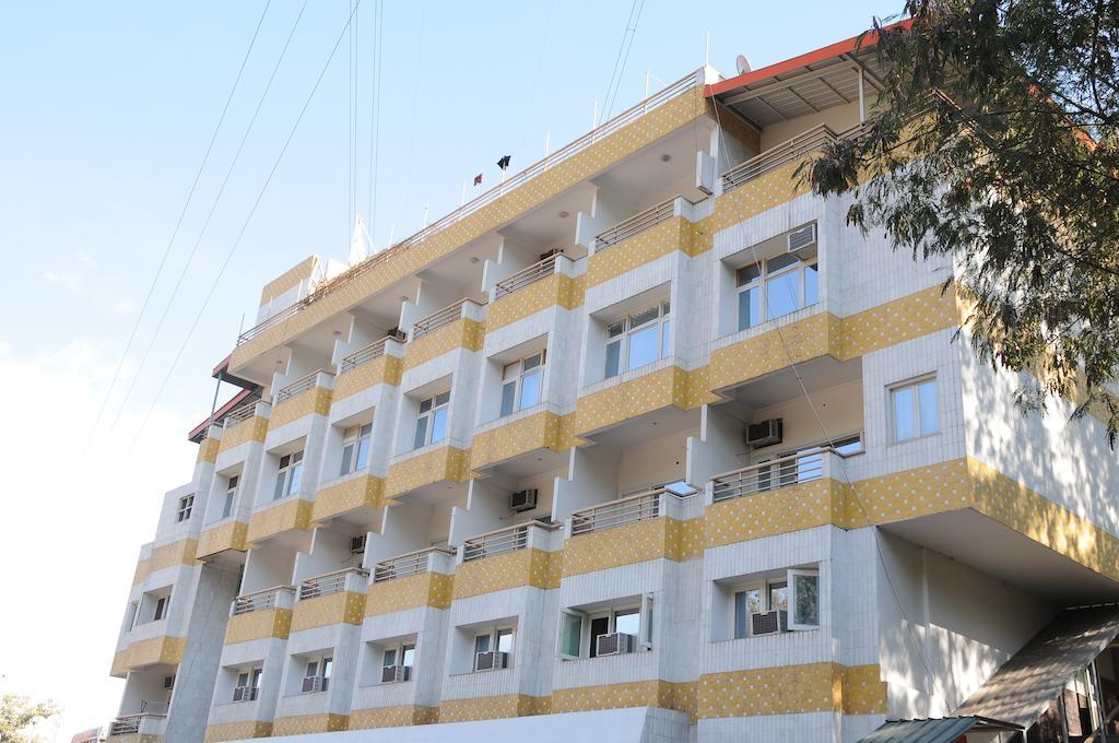 Hotel Panchwati Bilaspur  Extérieur photo